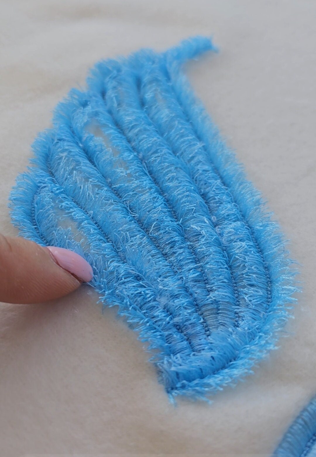 Fringed chenille Wings kids outfit machine embroidery designs many