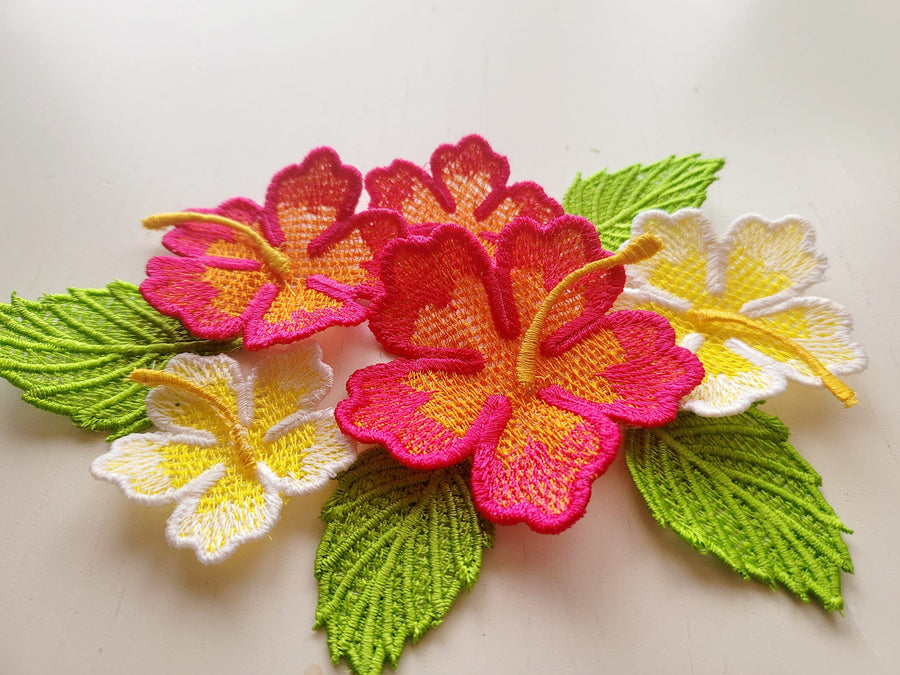 Encanto Delicate Lace Flower and Leaf Set