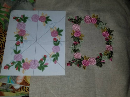 Delicate Roses Floral Font