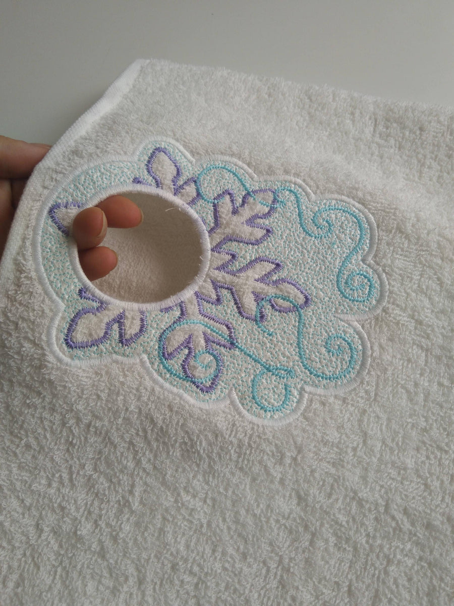 Snowflake Towel Hanging Hole Topper