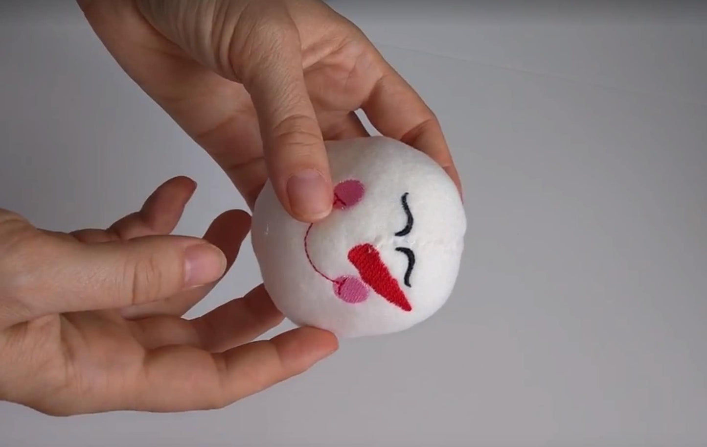 Snowball for Playing Snow Fight ITH