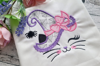 Pretty Eyes Witch Hat Halloween Kitty