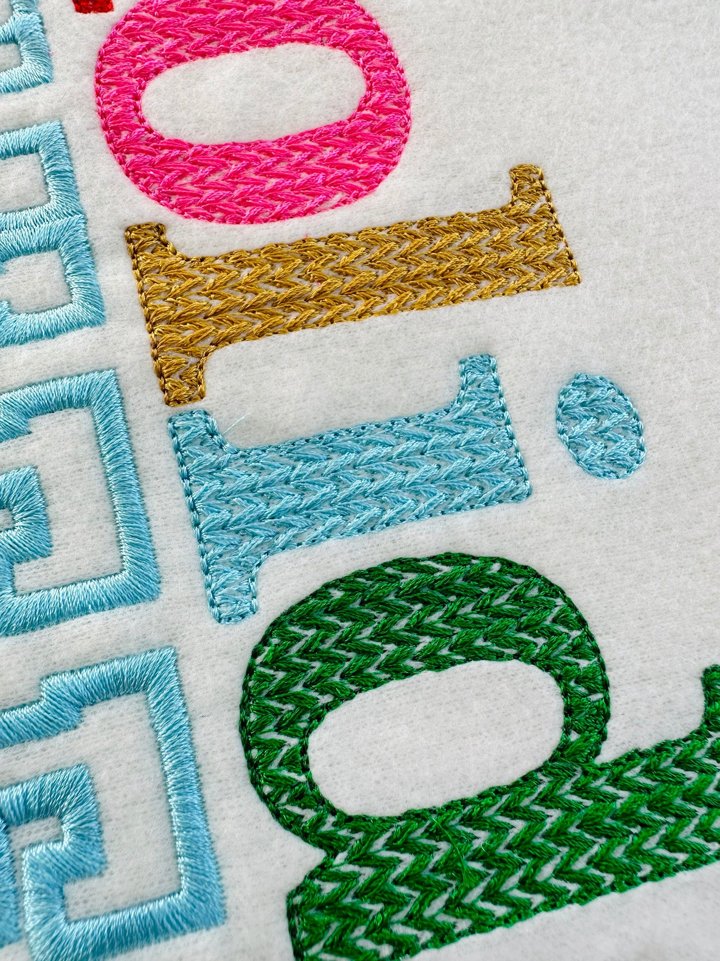 Knitted effect knit sweater light stitch Font Sheriff block Font