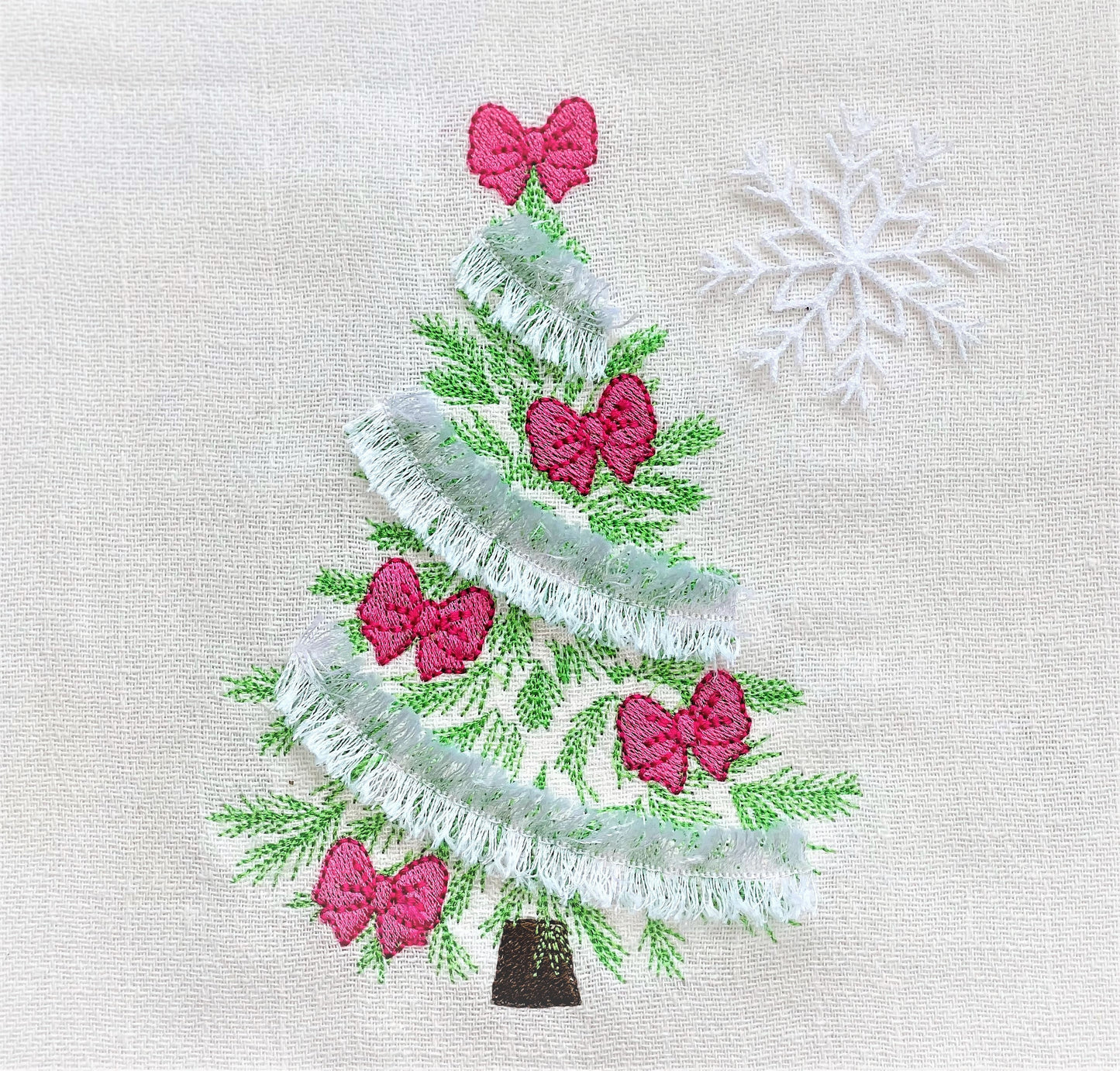 Vintage Old Fashioned Fringed Garland Christmas Tree