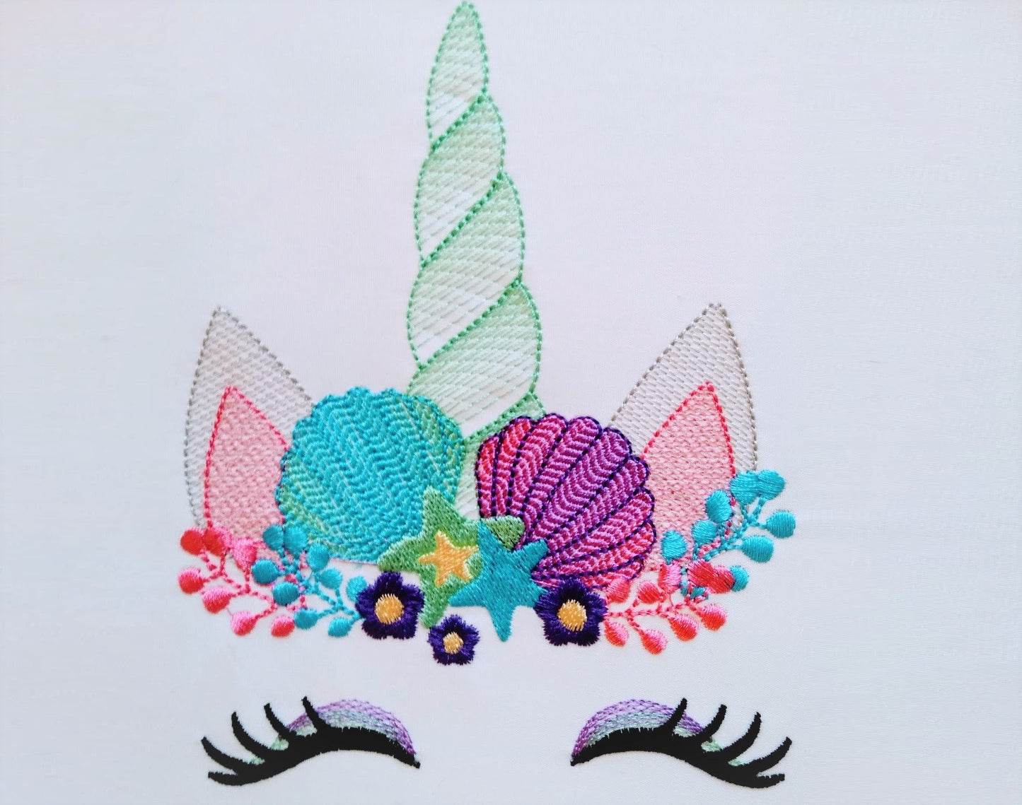Summer mermaid Sketch stitch Unicorn head with shell and stars crown