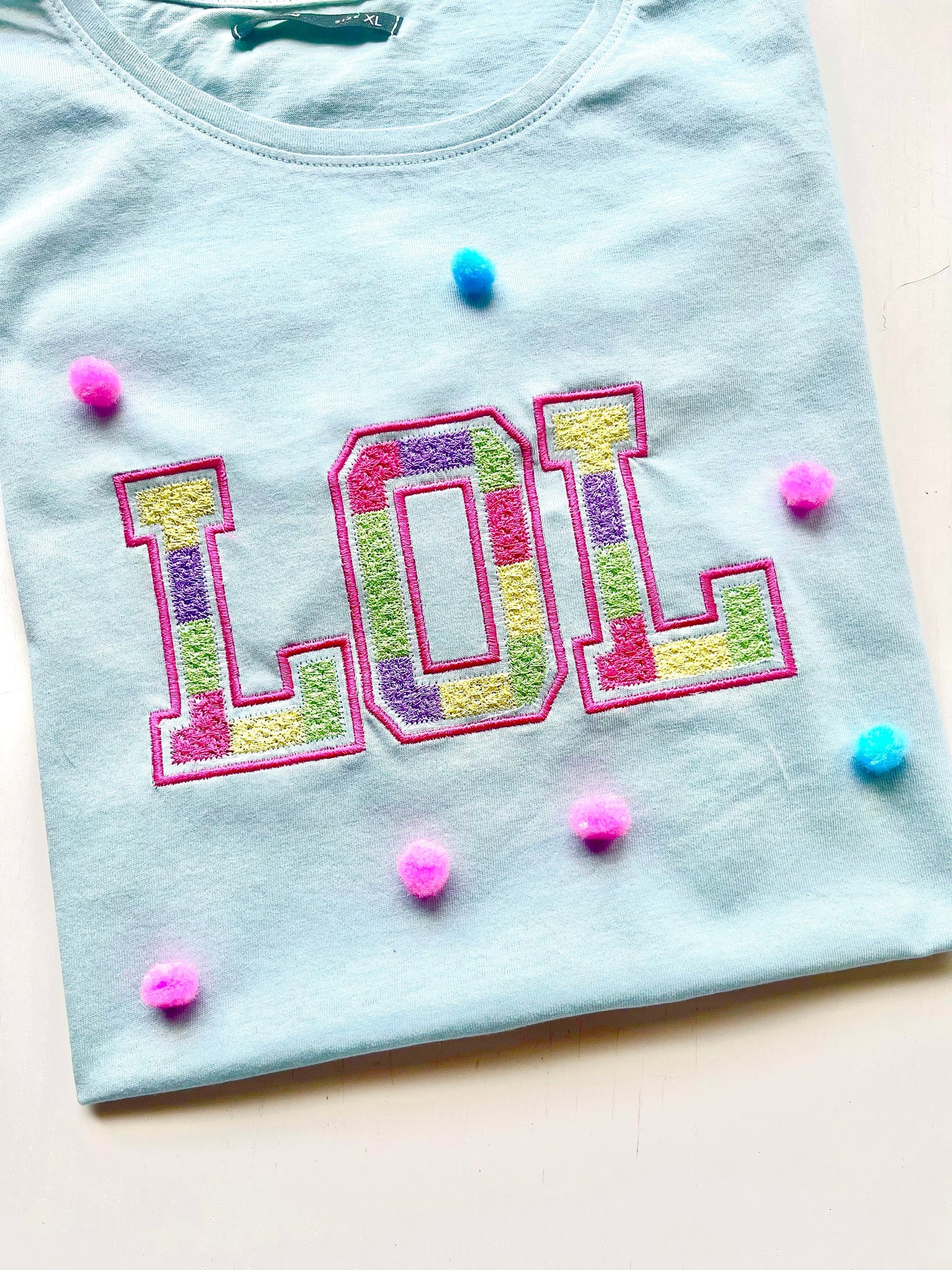 Faux Chenille Varsity Collegiate Font