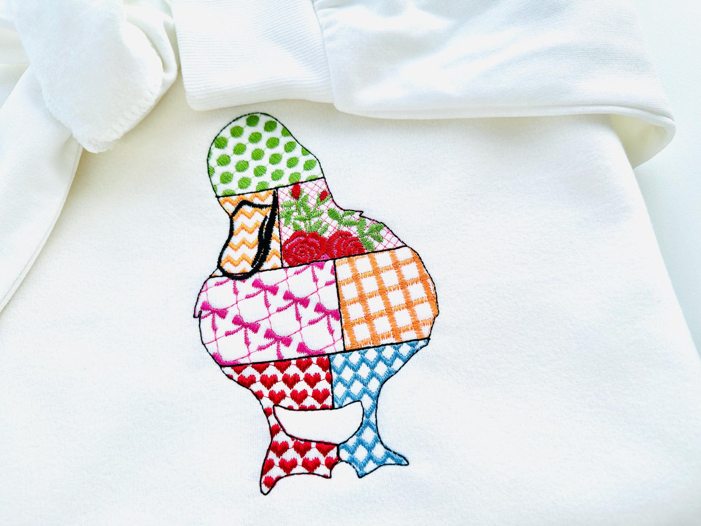 Patchwork Duck Bird patterned farm bird Duck outline machine embroidery