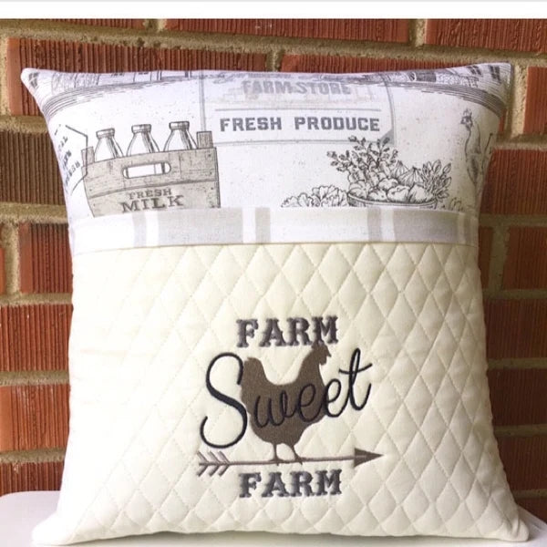 Farm Sweet Farm Saying and Chicken