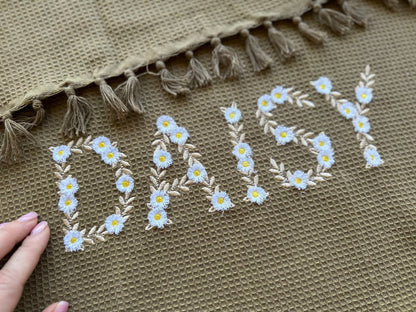 Fringed Daisy Flower Floral Font