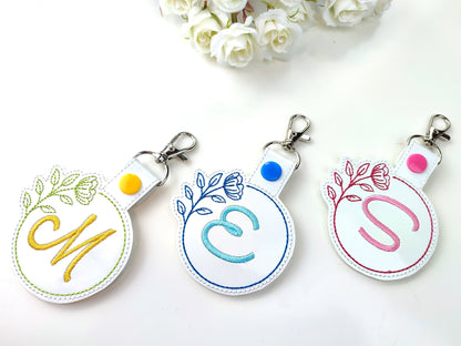 Round Circle Floral Monogram Keychain