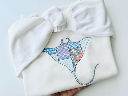 Patchwork Ray patterned sea life ocean animal Skate fish outline