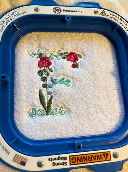 Light Stitch Summer Floral Font