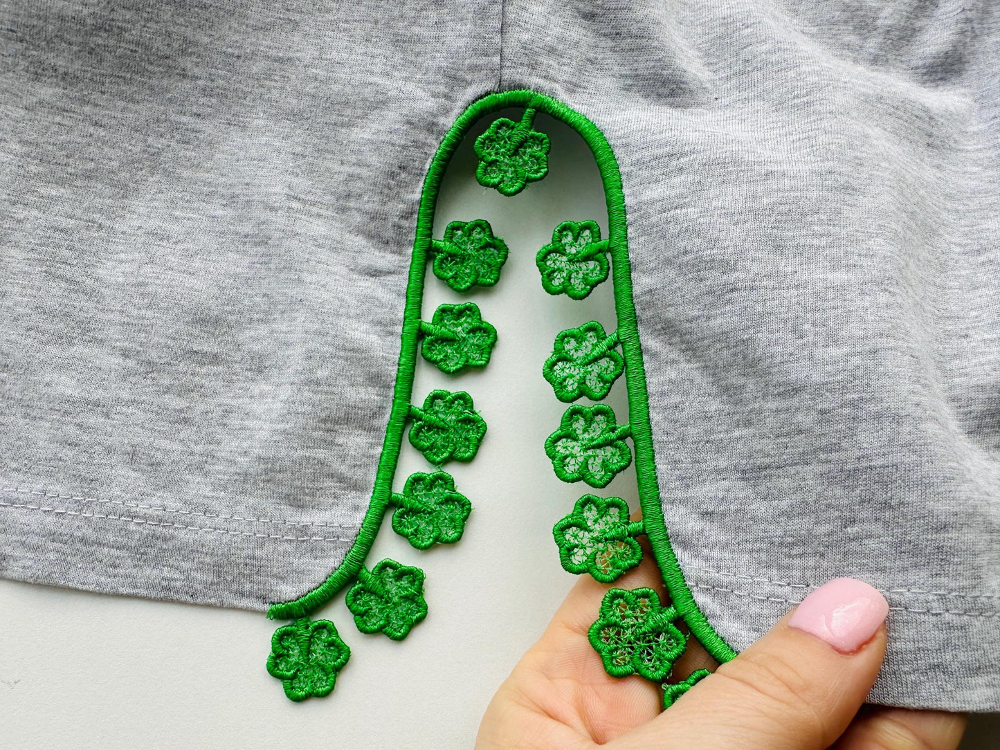 Shamrock Clover FSL Split Side Seam