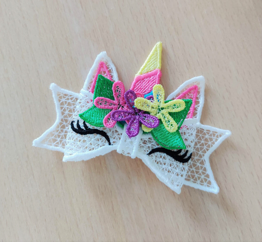 Unicorn With Floral Crown 3D Bow FSL
