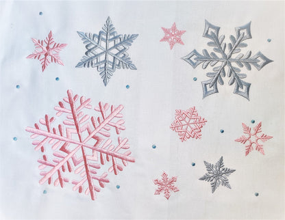 Snowflake in Assorted Sizes Set of 6