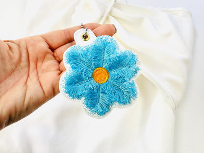 Fringed Daisy Flower Keychain