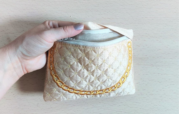 Edles Täschchen mit Kette im Vintage-Stil ITH