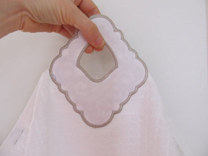 Mr And Mrs Wedding Towel Hanging Hole Topper