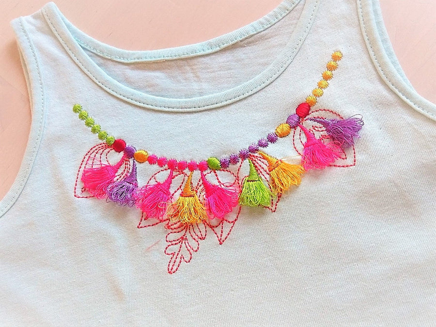 Necklace Fringed tassels and Leaves