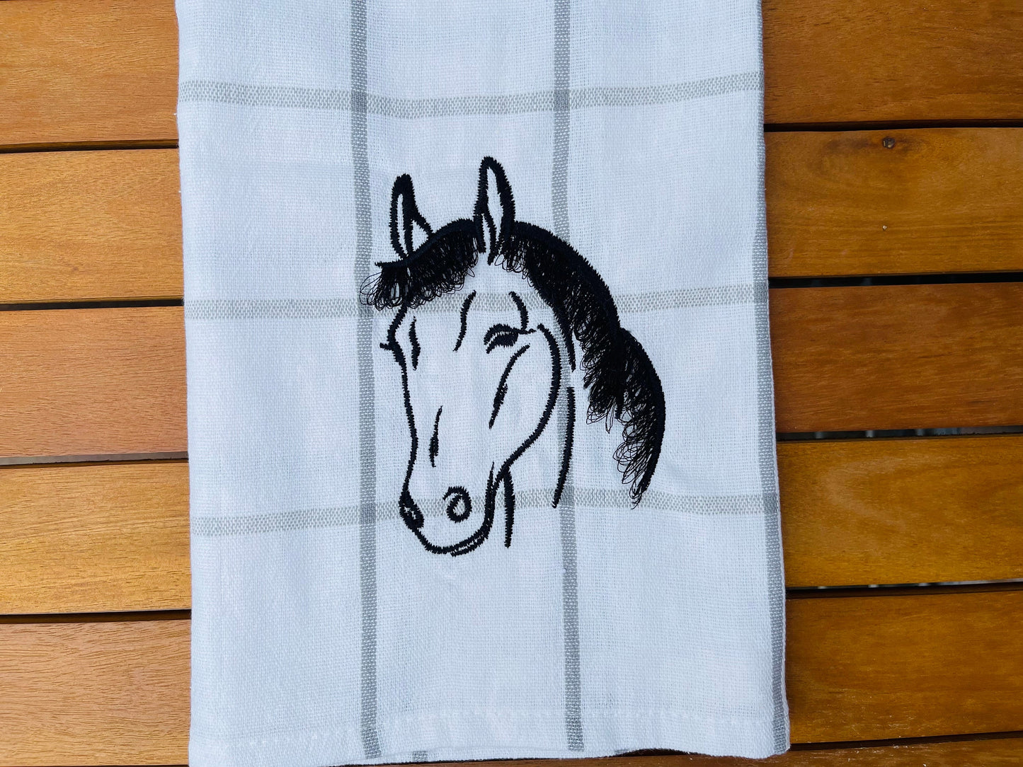 Graceful Horse Head Fringed Hair