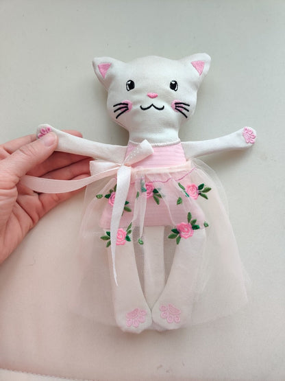Pretty Kitty Cat Doll ITH