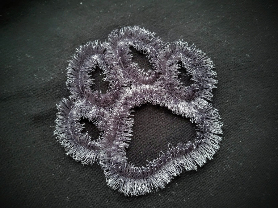 Big Fringed Paw Applique