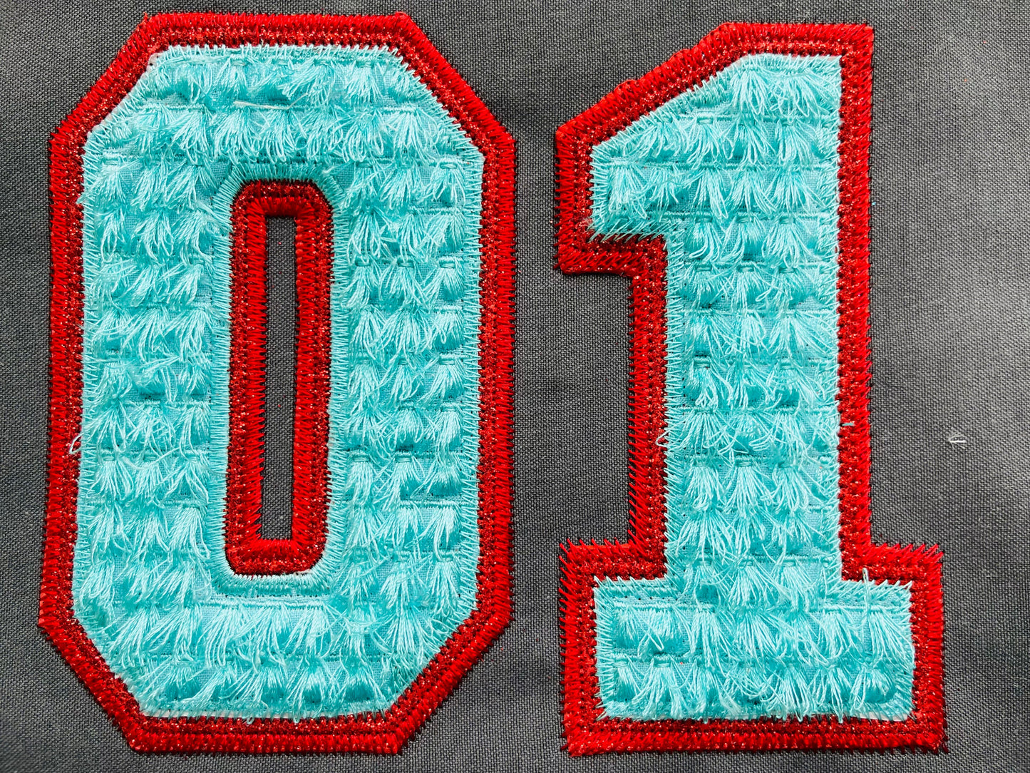 Fringed Glitter HTV Vinyl Font Zig Zag Outline