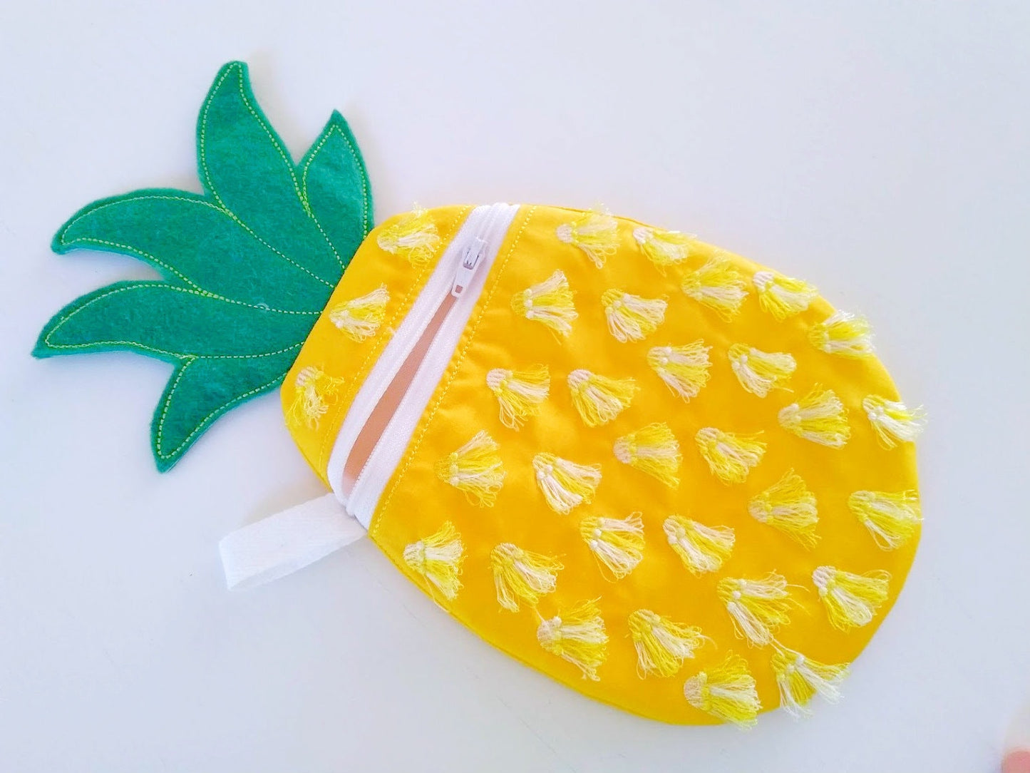 Pineapple Zipper Pouch Bag ITH