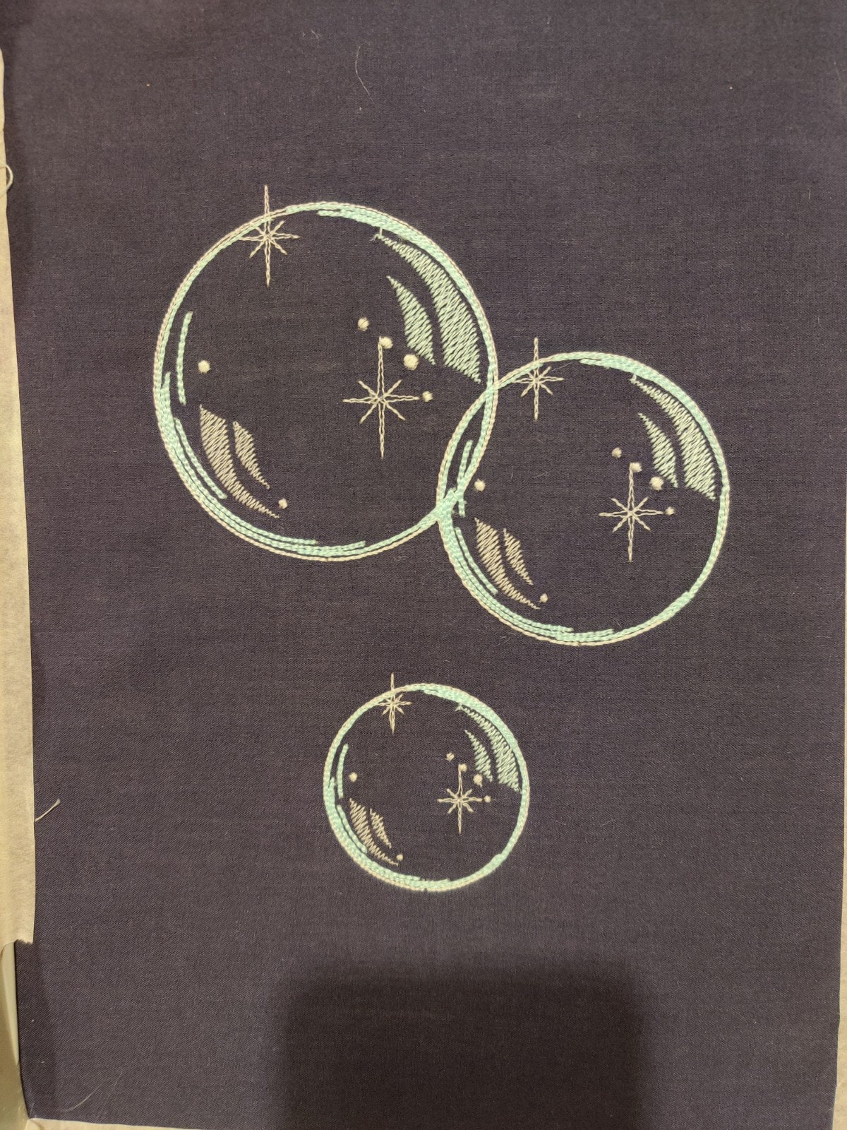 Glowing Water Bubbles and Single Bubble