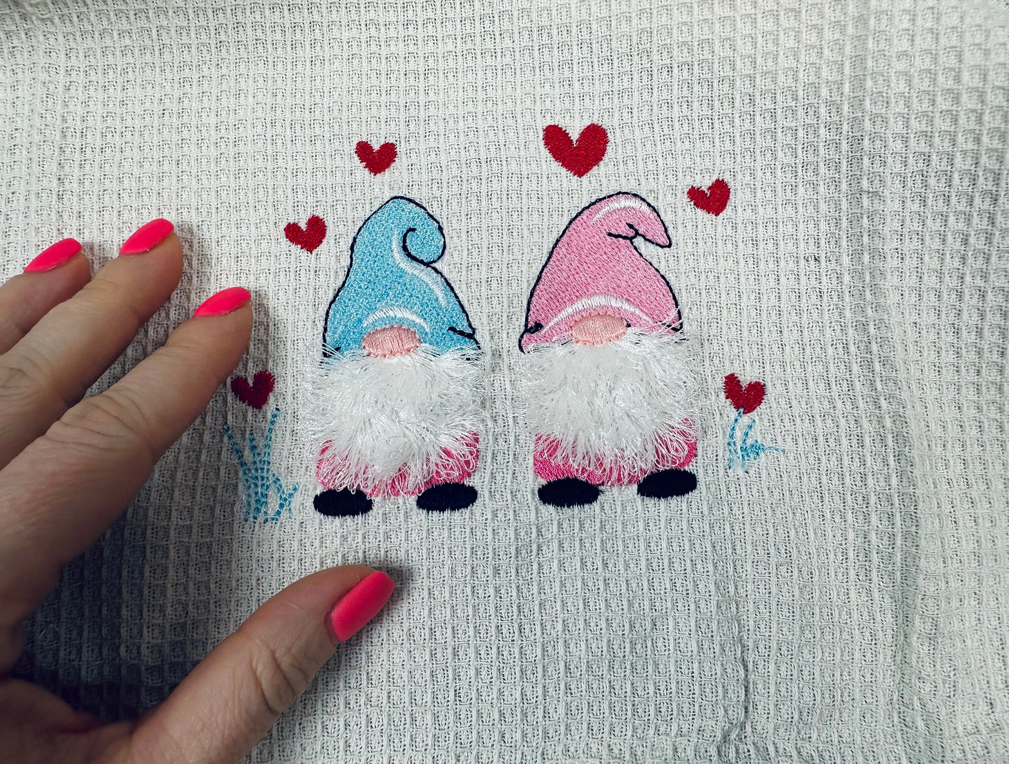 Fringed Valentine Gnome 2 in a row