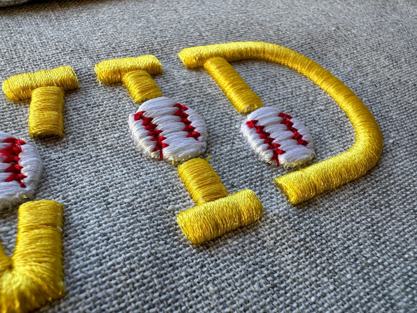 Puffy Puff Foam Baseball Font