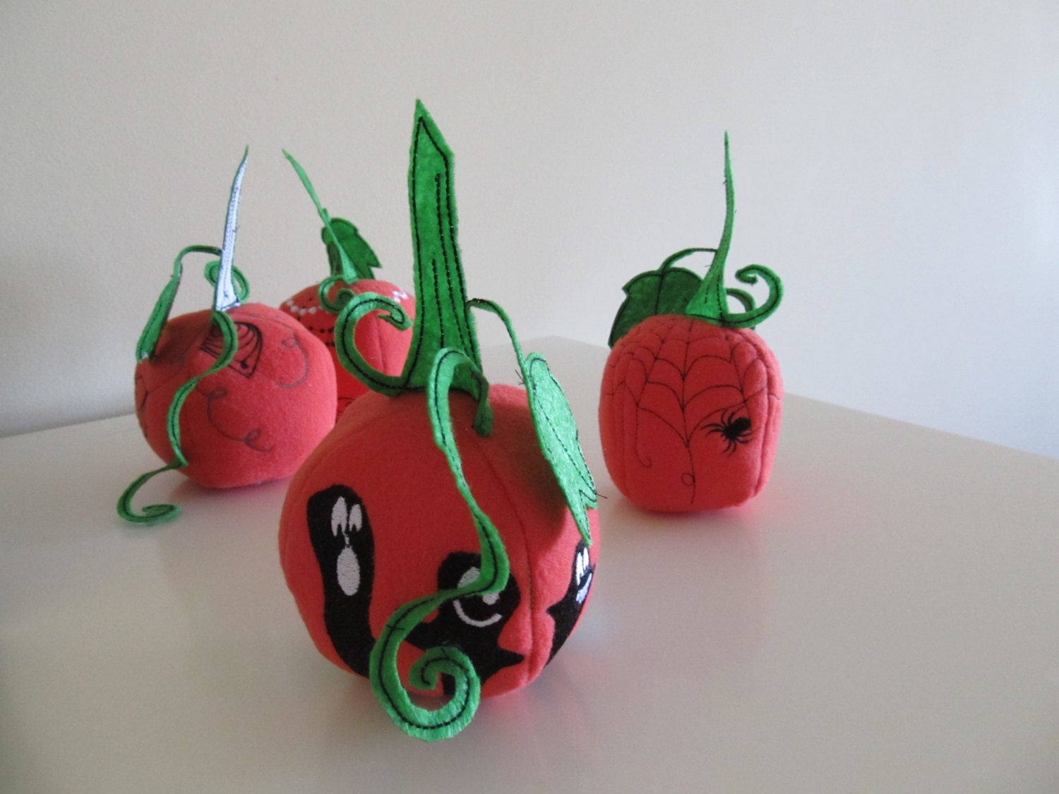Halloween pumpkins ITH – Sizes 4" 7" 5" Digital Embroidery File | Artapli