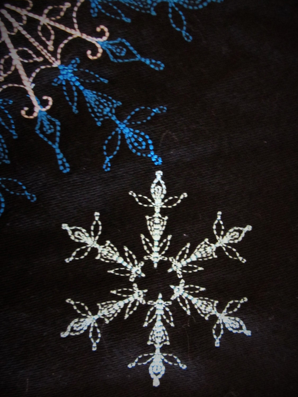 Lacy soft delicate snowflake and add – Snowflake embroidery design by Artapli