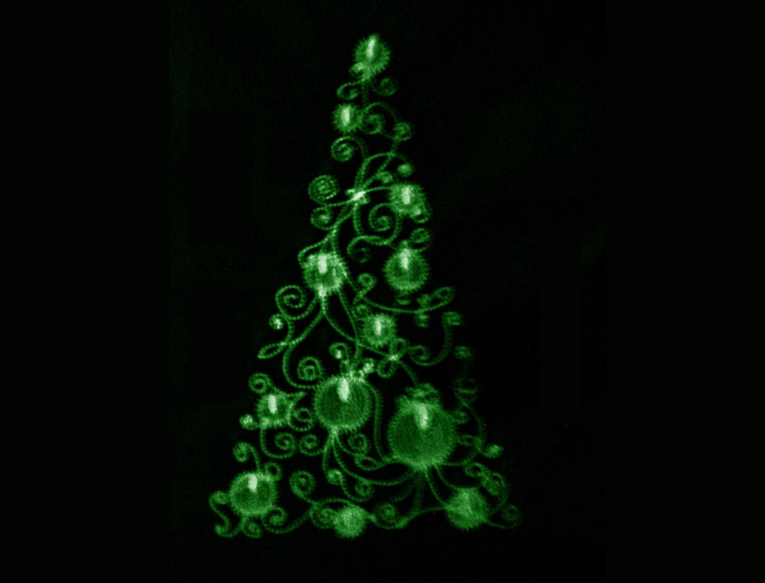 Christmas Tree / Glow in the Dark Special Designed Machine Embroidery / Size 5x7