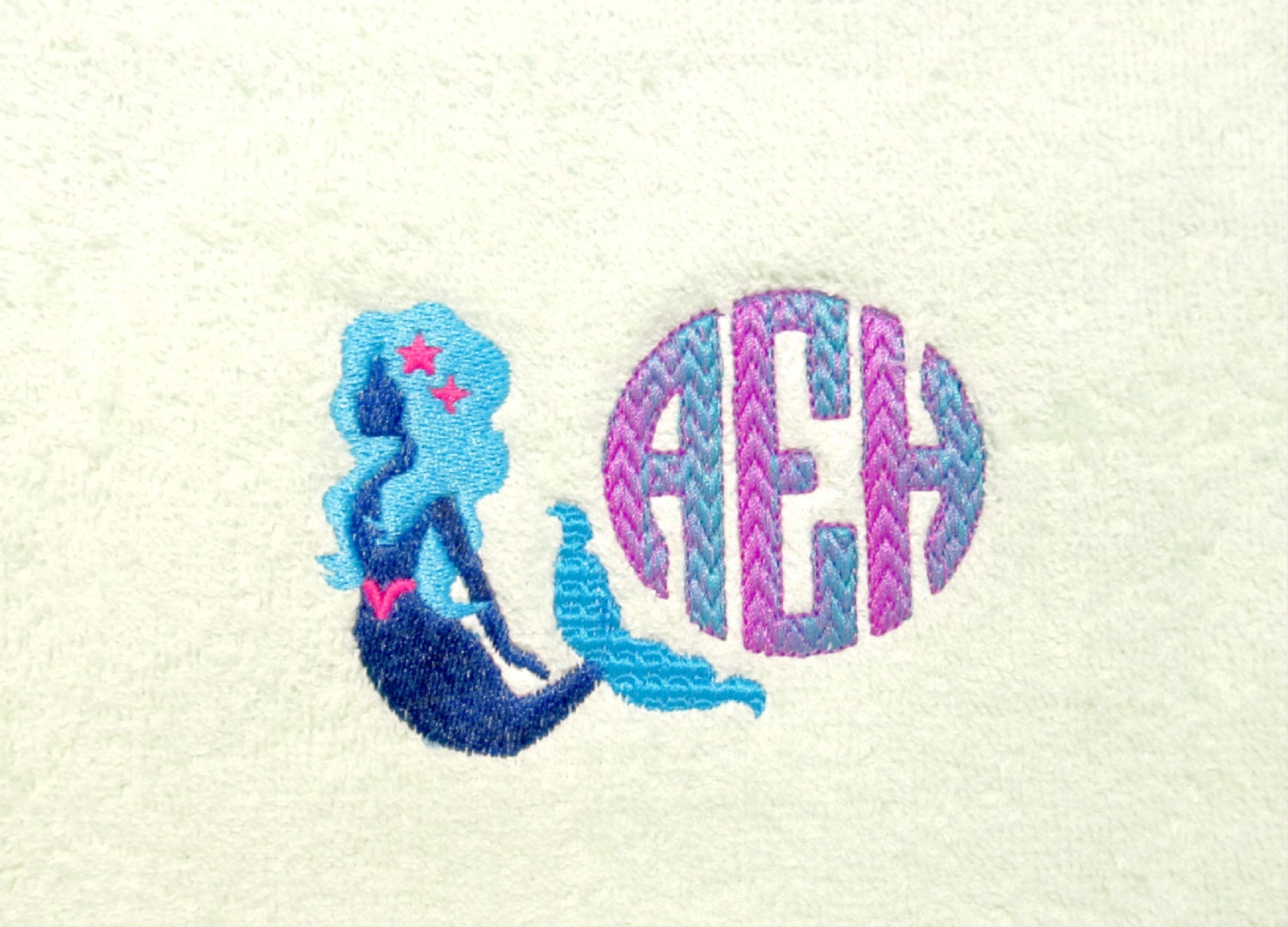 Mermaid Girl – Embroidery Font 3" 4" 4.5" 5" 6" 7" | BX PES DST JEF | Artapli