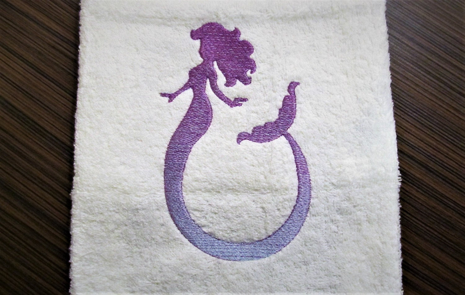 Gradient Iridescent 2 Color Mermaid circle monogram frame machine embroidery designs