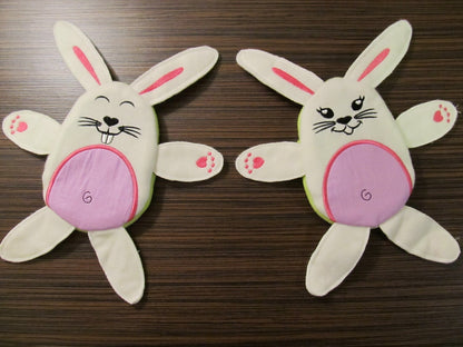 Easter Bunny Hiding Egg ITH