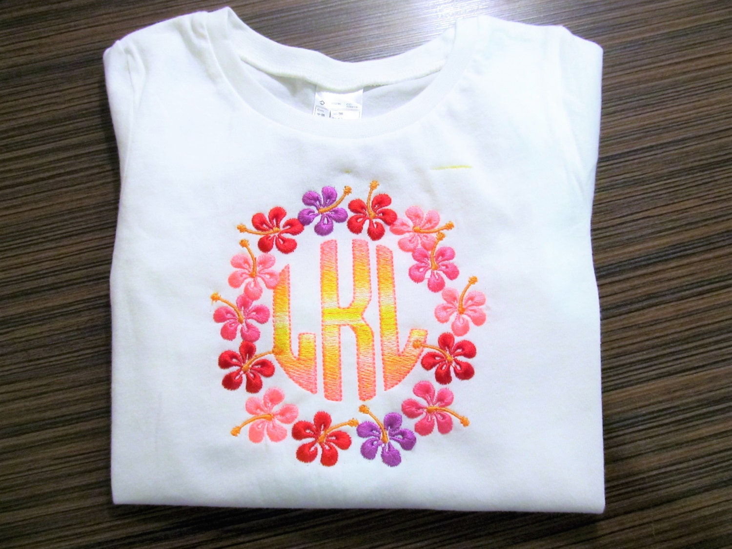 Iridescent Circle Monogram Frame and Font – Embroidery 2.5" 3" 3.5" 4.5" 4" 5.5" | BX PES DST JEF | Artapli