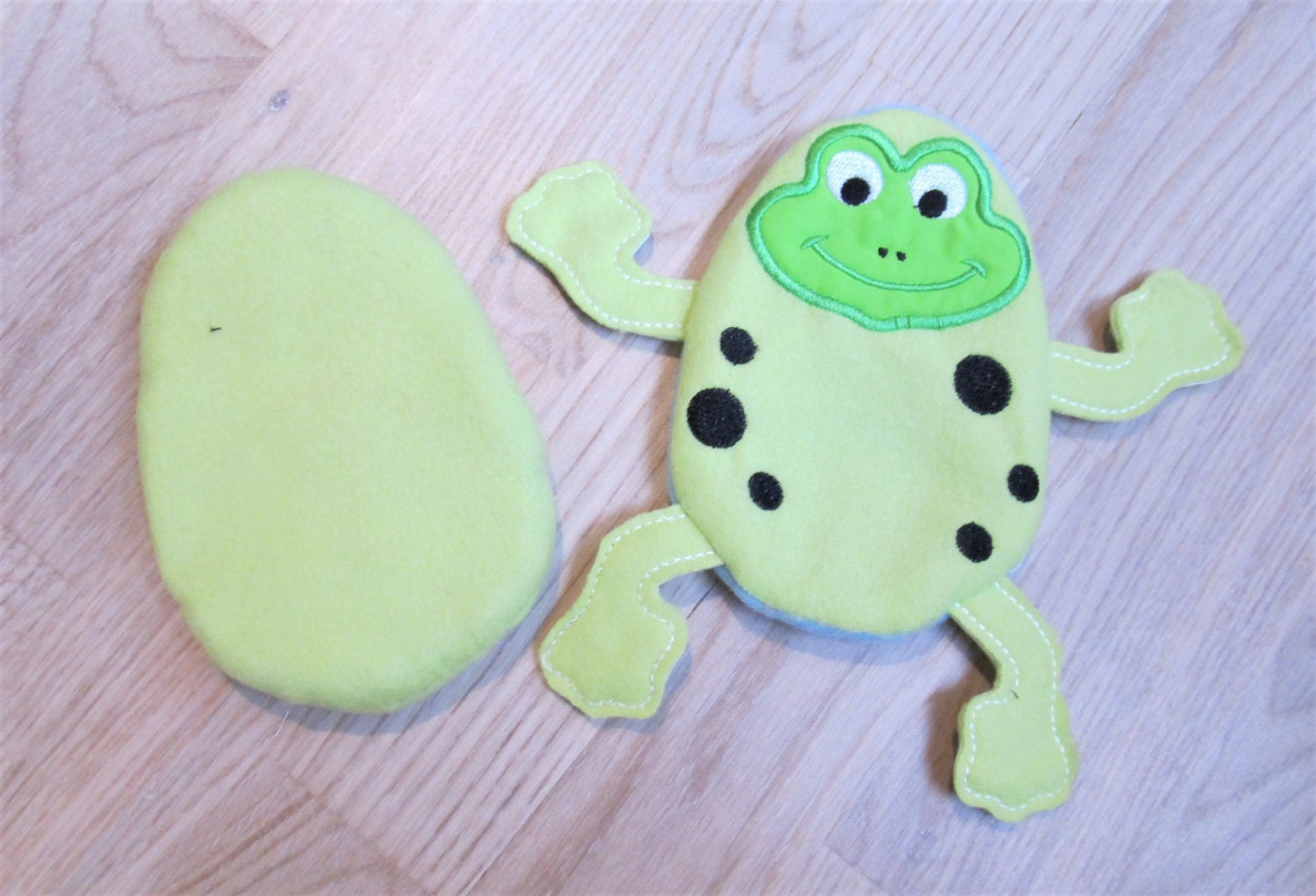 Frog hiding EGG In the hoop – Instant Download | Artapli