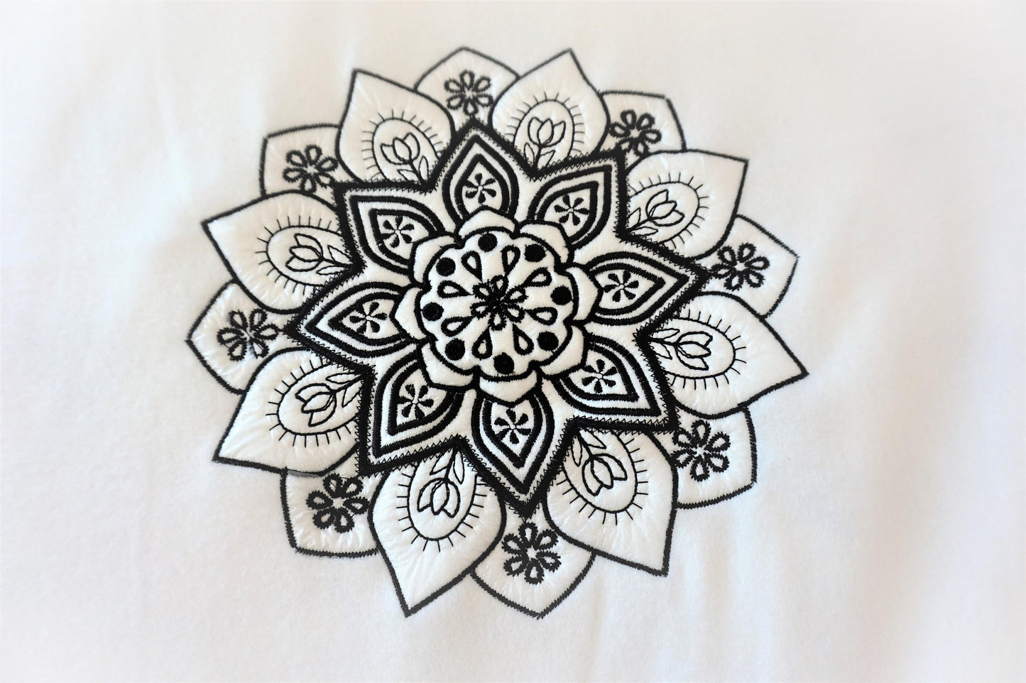 Mehndi circle ornament - machine embroidery designs INSTANT DOWNLOAD assorted sizes 4x4, 5x5, 6x6 and 8x8 colorful mandala flower