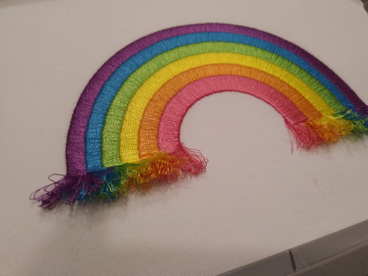 Fringed Rainbow awesome rainbow machine embroidery designs