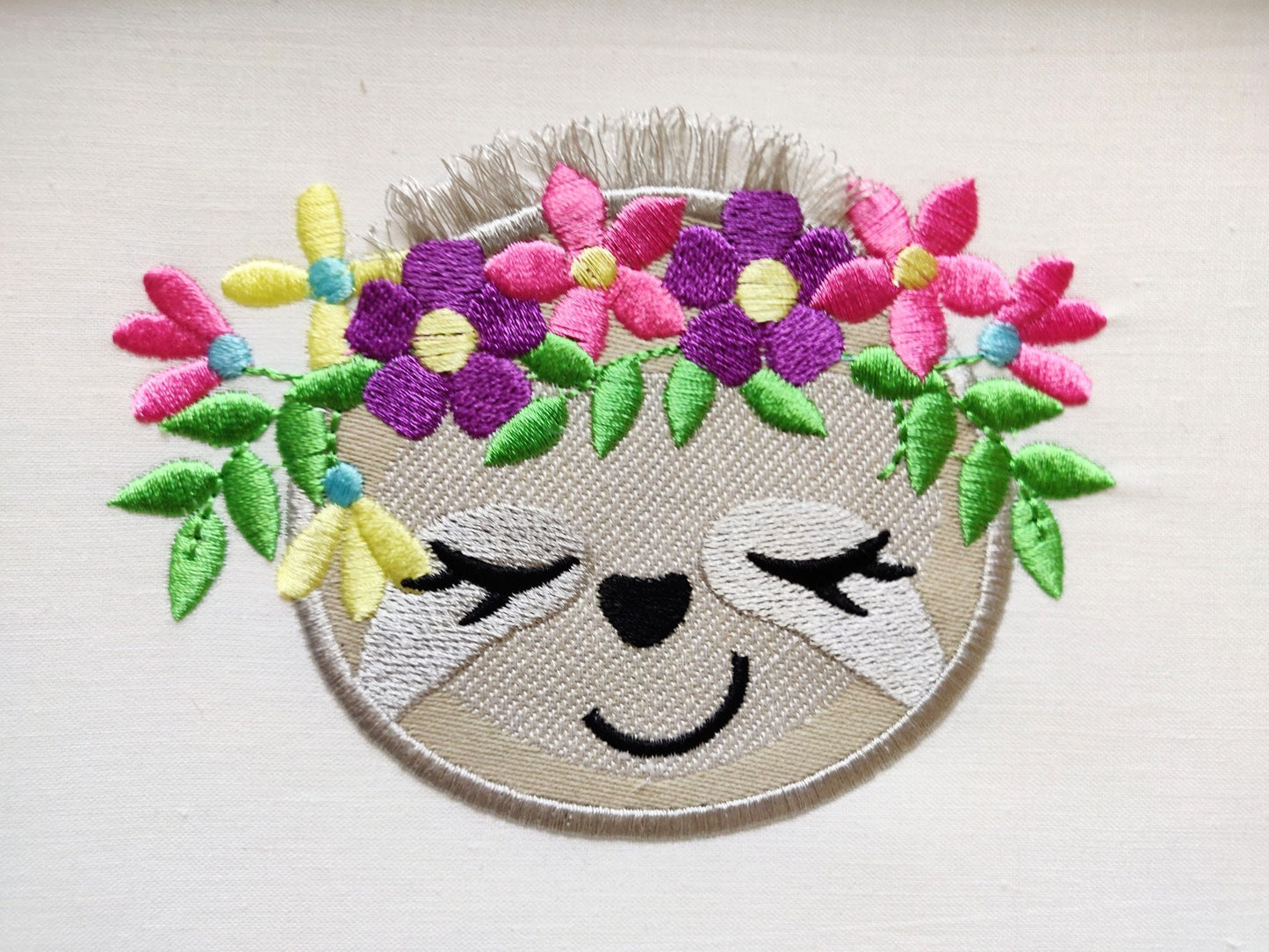 Pretty Floral Sloth face fringed hair machine embroidery designs