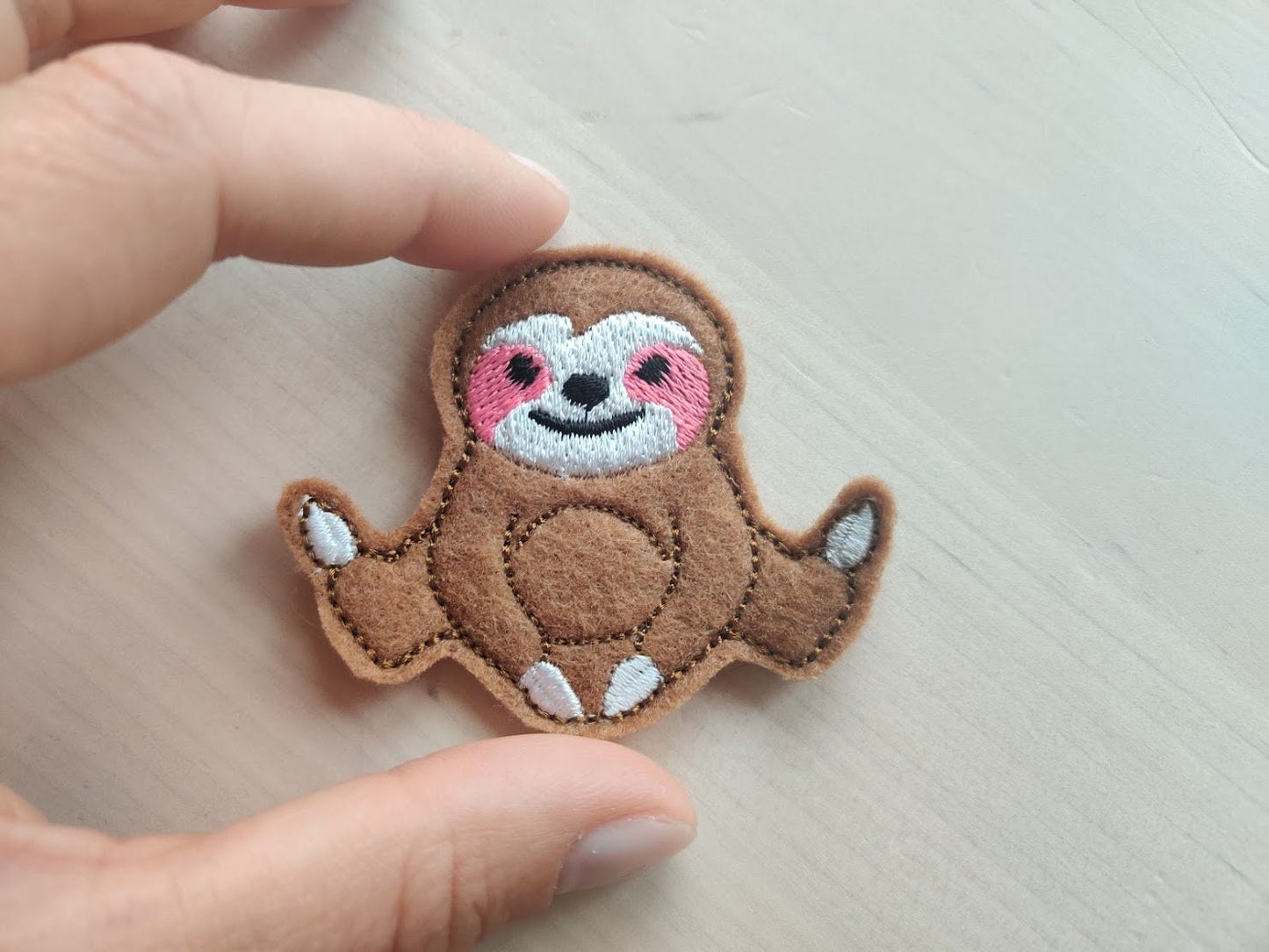 Mini Sloth light stitch outline feltie small In-the-Hoop Embroidery 2" 2.5" 3" 3.5" 4" | PES DST JEF | Artapli