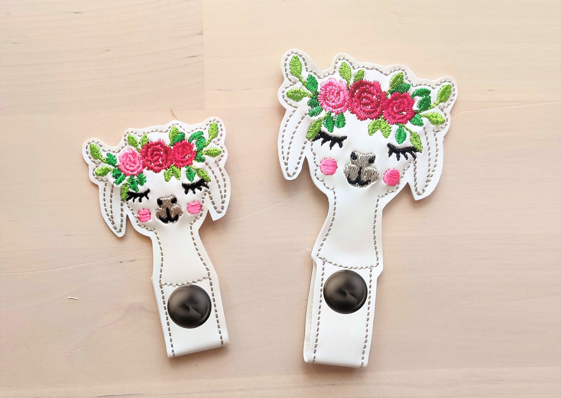 Floral Llama Keychain ITH Embroidery 2" 2.5" 3" 4" 5" 7" | PES DST JEF | Artapli