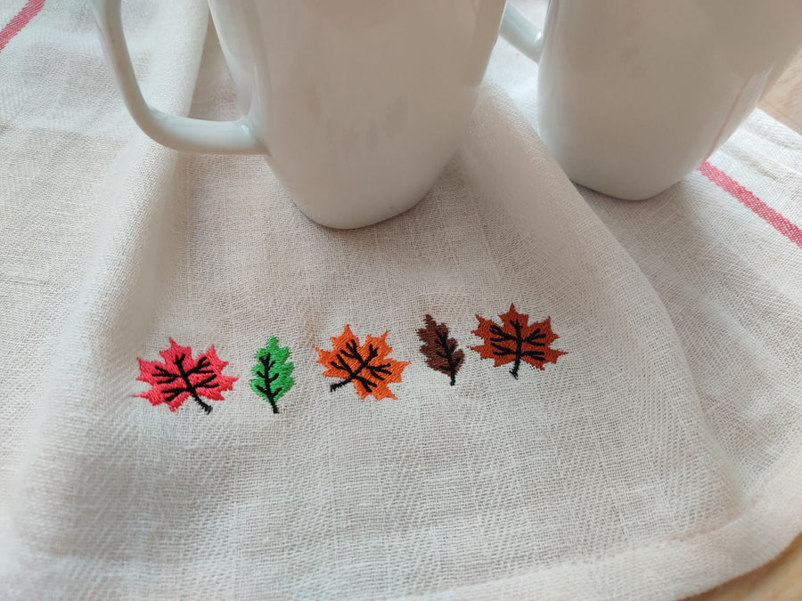 Mini Autumn Fall Leaf leaves in a row decoration Monogram border accent machine embroidery designs multiple sizes 4, 5, 6, 7 in Thanksgiving