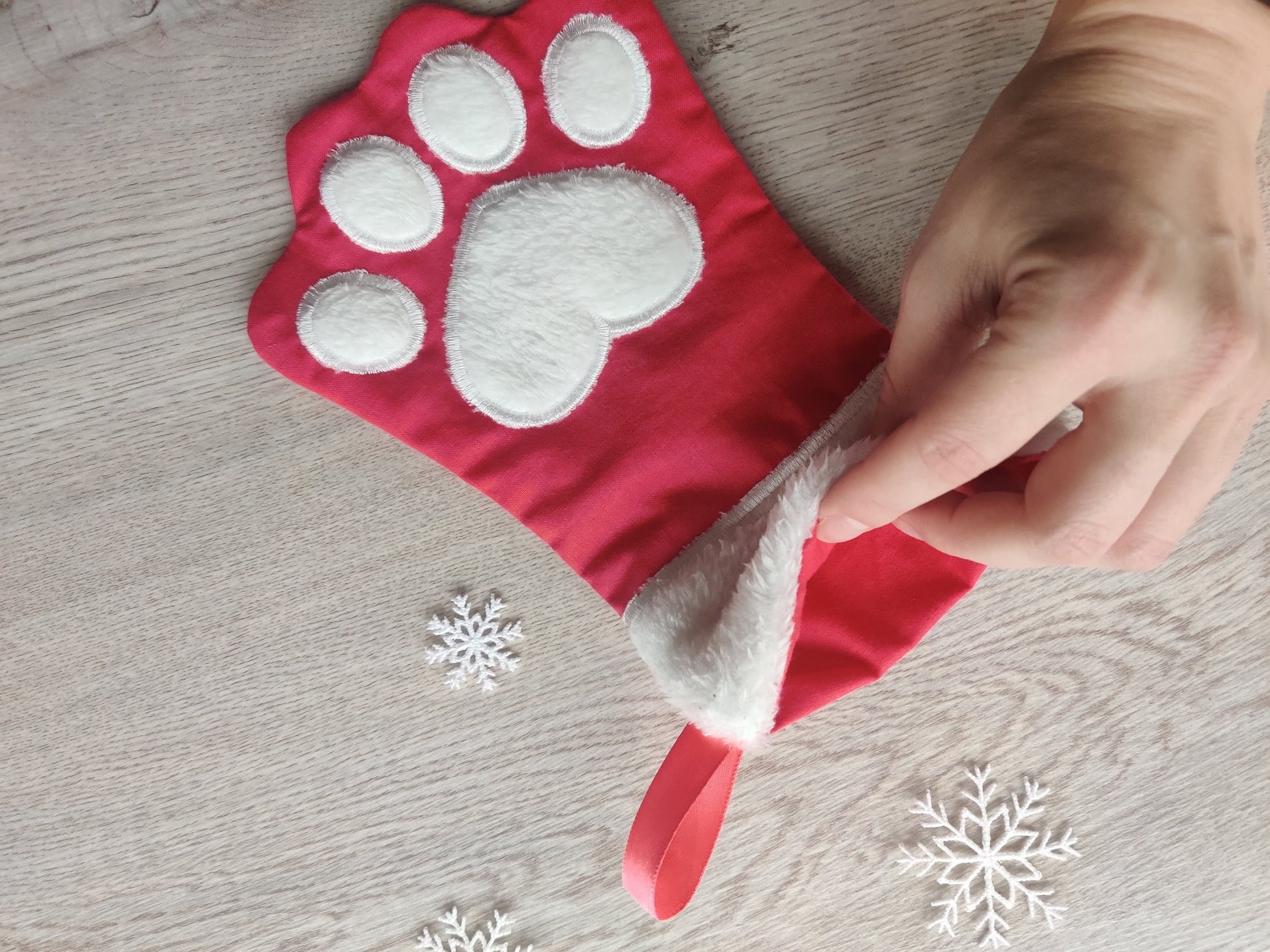 Paw Christmas Stockings and mini font Advent Socks In The Hoop ITH project machine embroidery designs