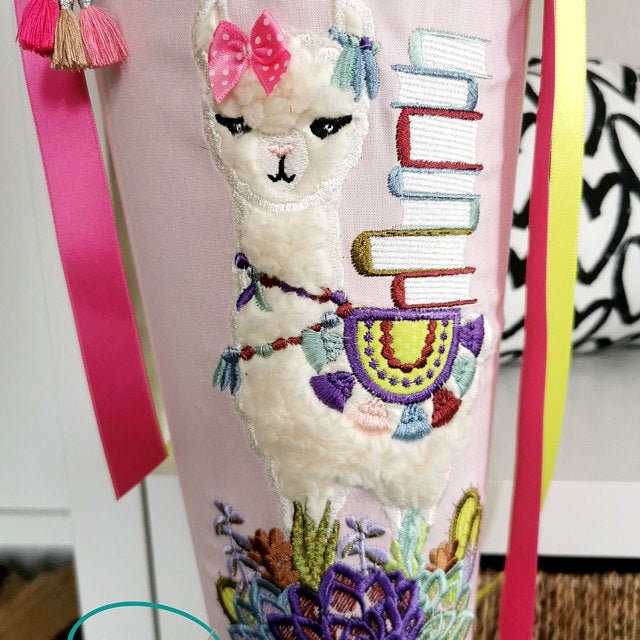 Llama with books Fringed tassel reading alpaca applique machine embroidery designs