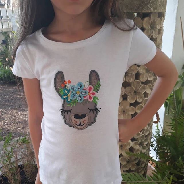 Floral Llama alpaca head pretty eyes flower crown applique machine embroidery designs