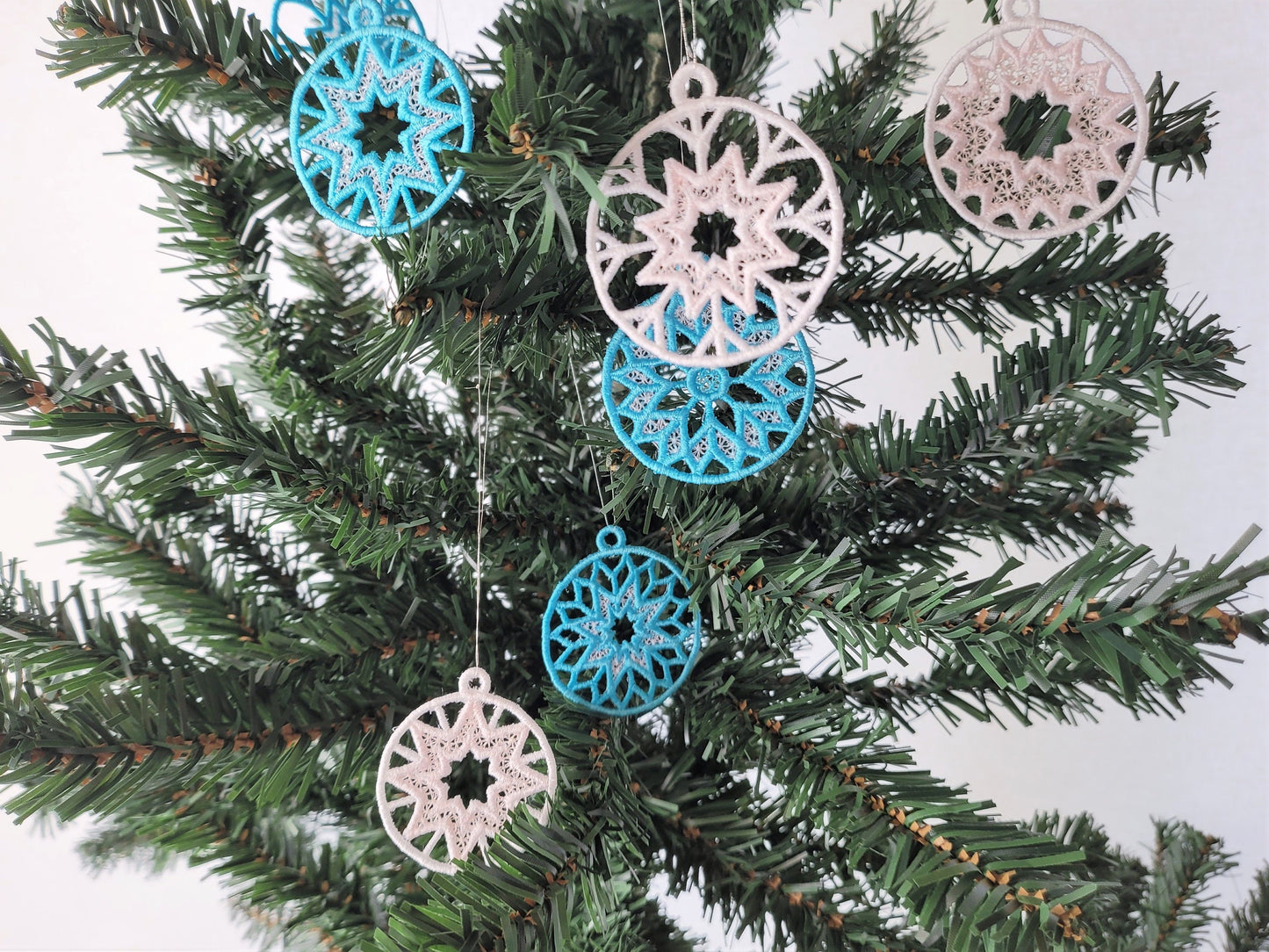 Christmas Tree Ornaments FSL free standing lace SET of 5 lace Snowflake decoration machine embroidery designs