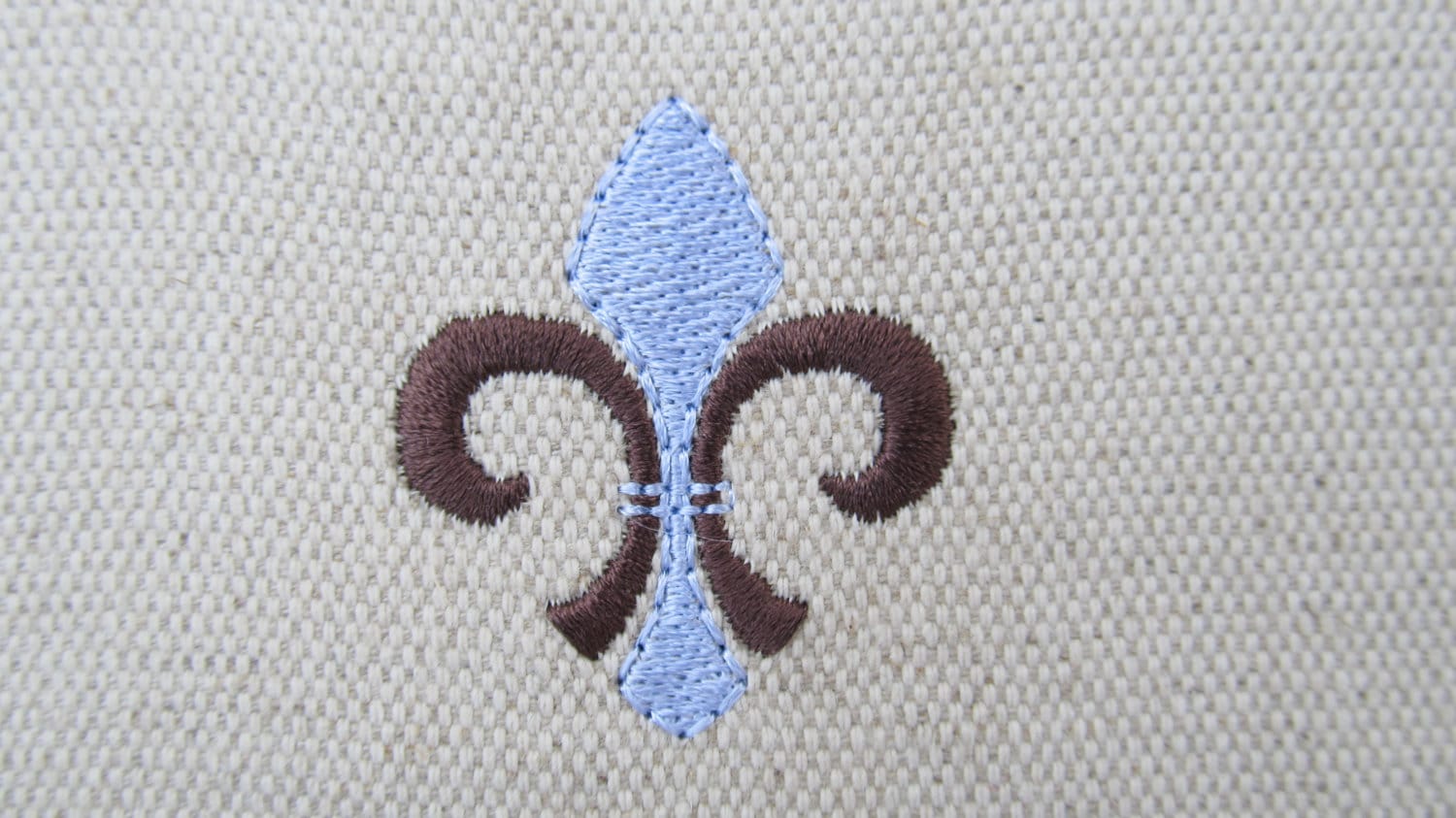 Fleur de Lis  Set of 5 types mini machine embroidery designs